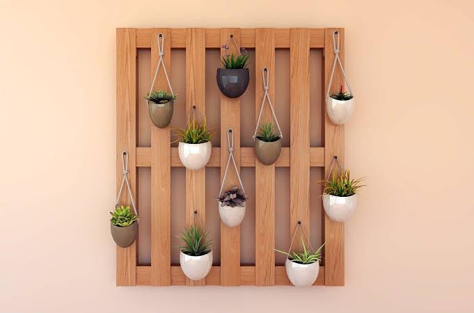 custom-wooden-wall-decor:-how-to-make-a-statement-with-personalized-wooden-art